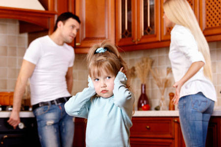 Оградить ребенка от семейных ссор